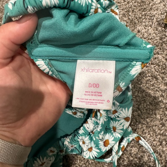 Target Bikini - Picture 3 of 4